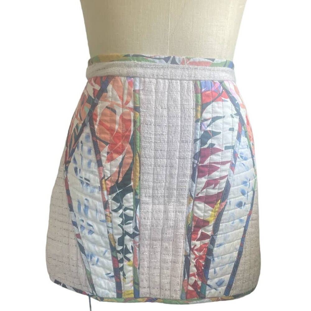 Quilted A-Line Mini Skirt Off White & Metallic Print Size XS